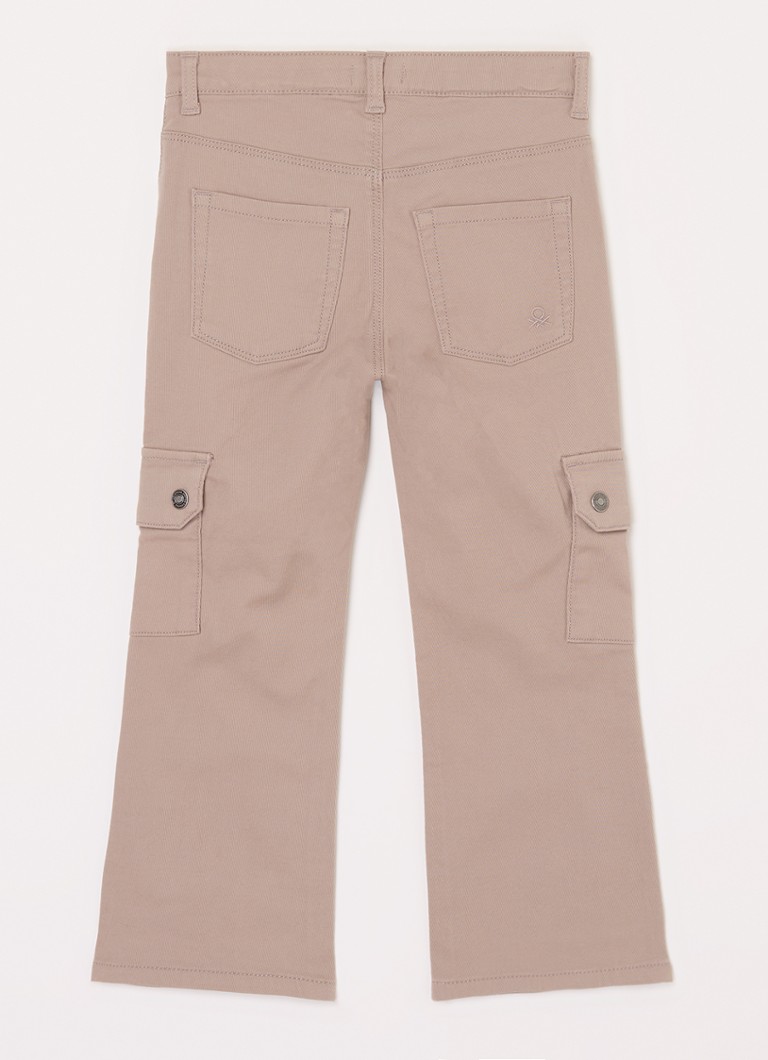 Pantaloni cargo Benetton cu croială dreaptă și buzunare aplicate.