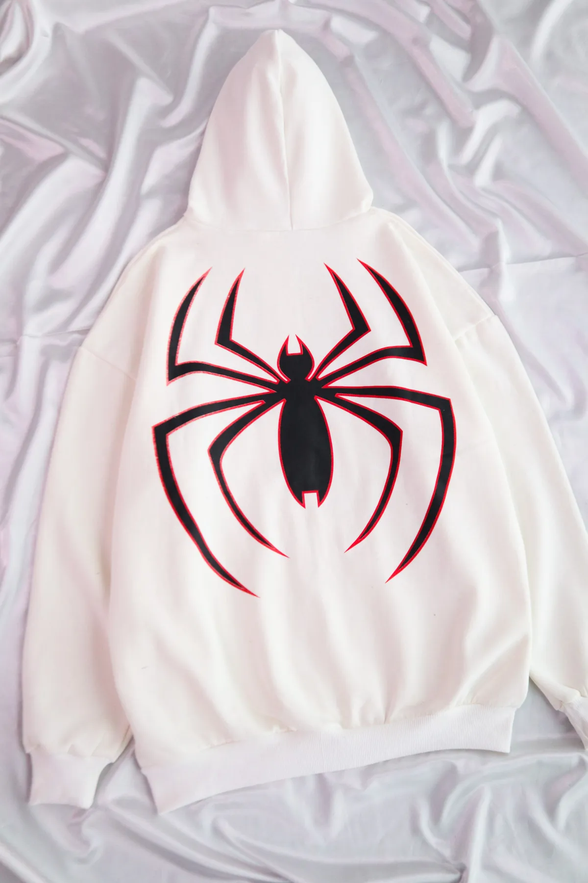 EFBUTİK  Weiße, mit Kapuze und Rückseite bedruckte Spiderman-Masken-Strickjacke