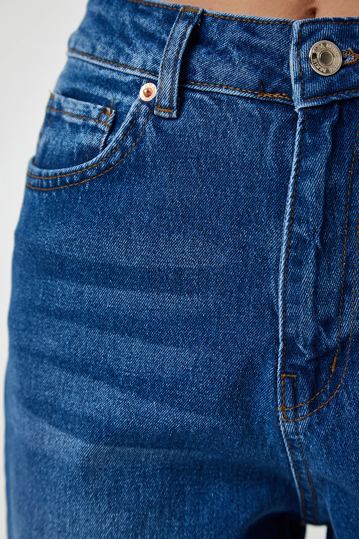 Happiness İstanbul  Blaue Baggy-Jeanshose mit hoher Taille für Damen UT00006