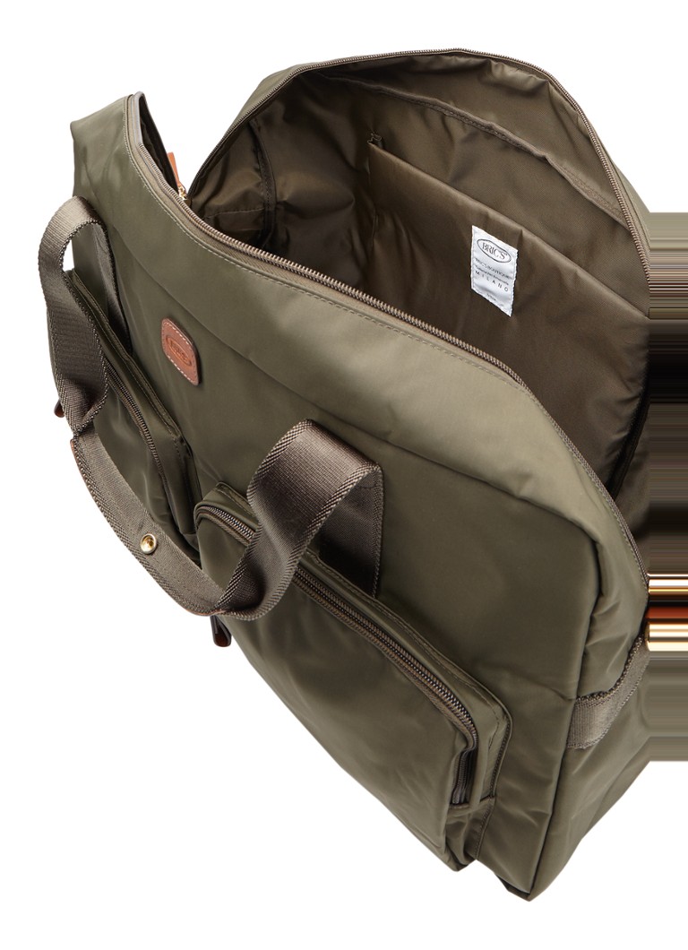 Bricin X-Travel M -viikonloppulaukku irrotettavalla ja säädettävällä olkahihnalla