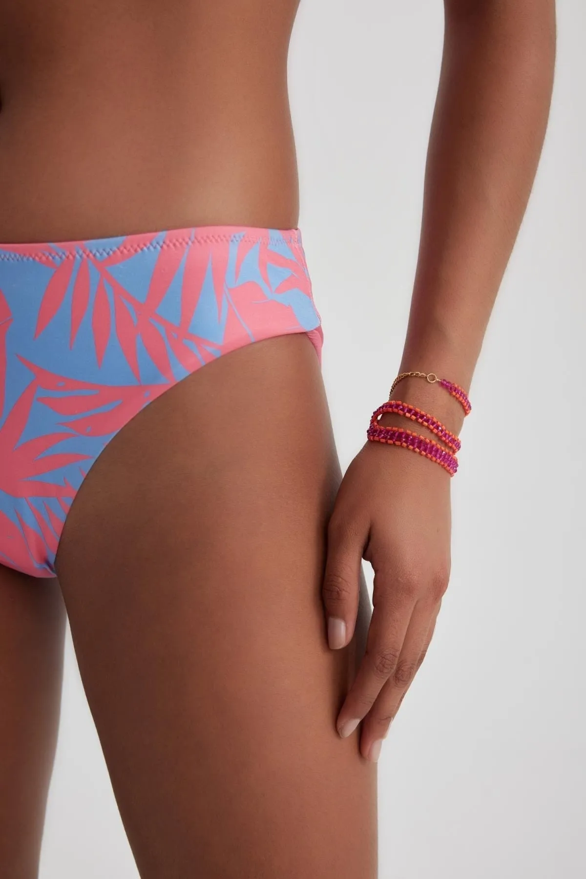 DeFacto  Bikinihose mit gemusterter Passform - Z9389az23hs