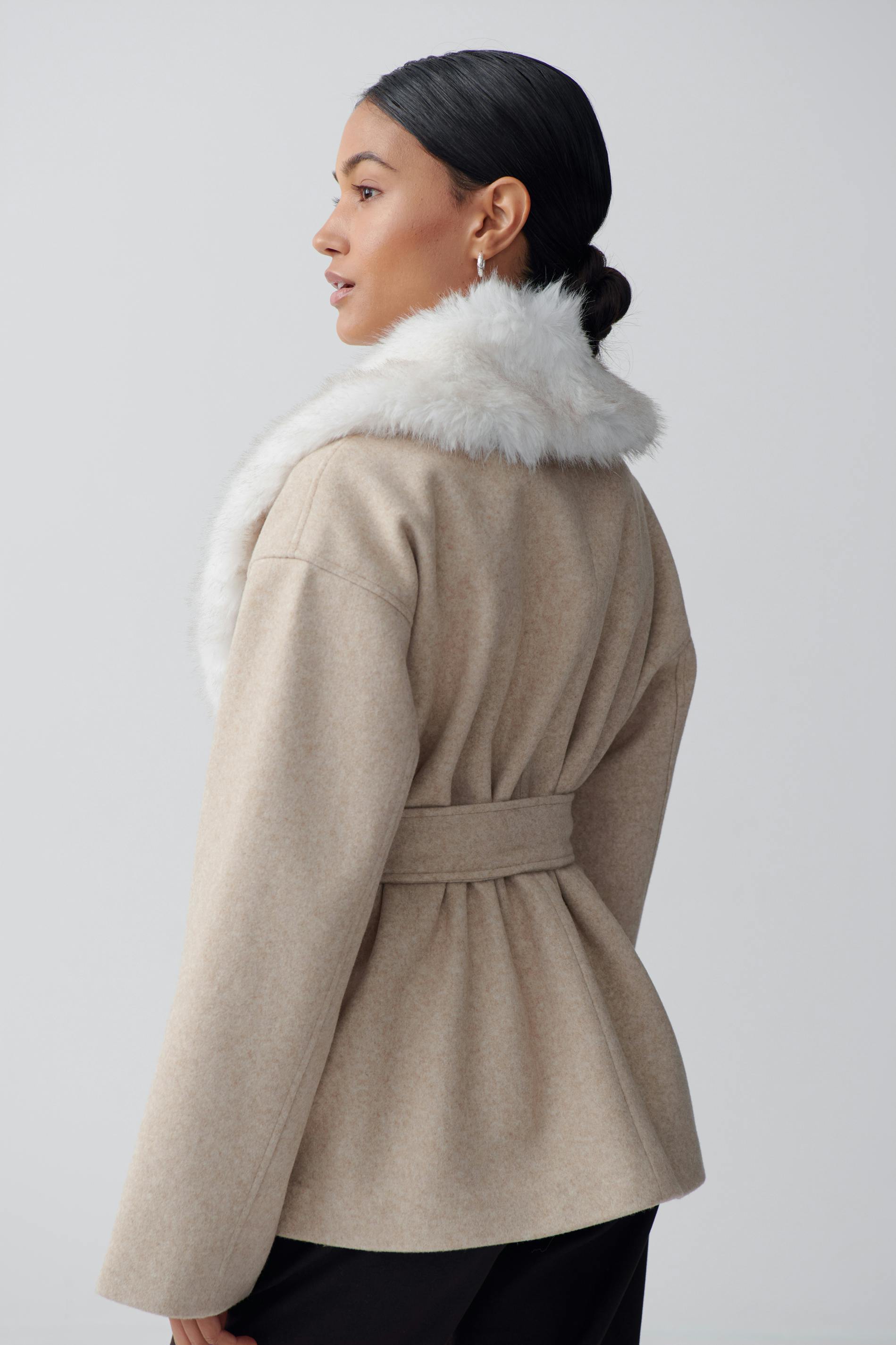 Faux fur collar coat