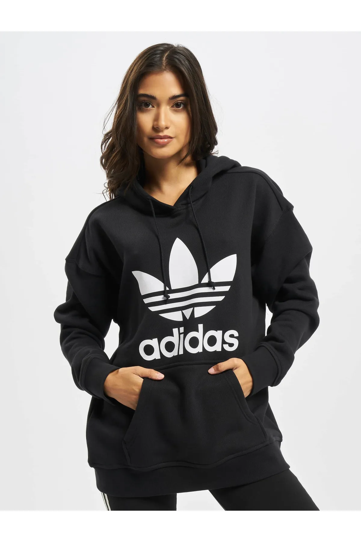 adidas  Sweatshirt - Schwarz - Regular Fit