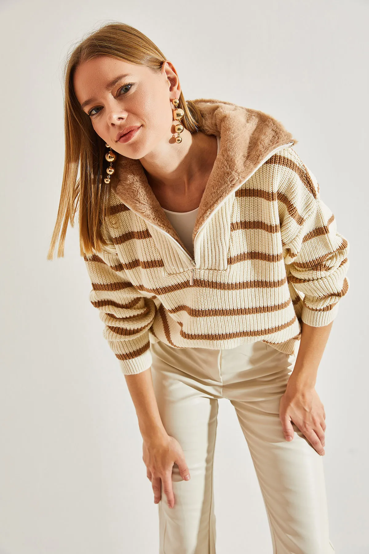 Bianco Lucci  Gestreifter Damen-Strickpullover mit Pelzkragen und Reißverschluss