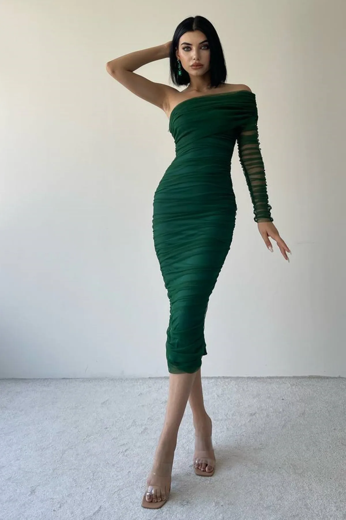 bayansepeti  Gefütterter Tüllstoff, einzelne Ärmel, schmale Passform, Midi-Länge, smaragdgrünes Bleistiftkleid, Verlobungskleid 109