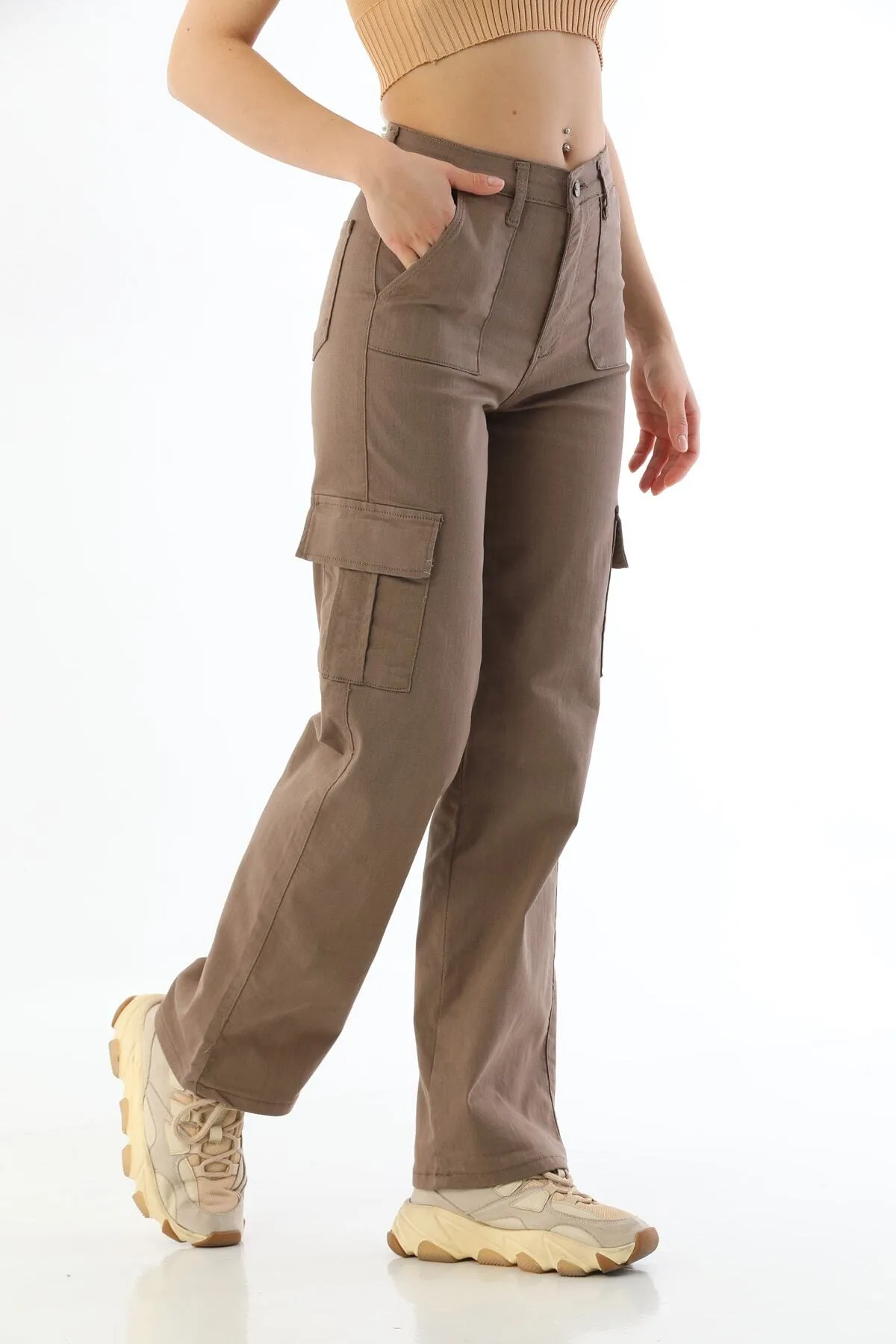 BİKELİFE  Nerzfarbene Cargo-Hose aus Lycra mit hoher Taille und weitem Bein