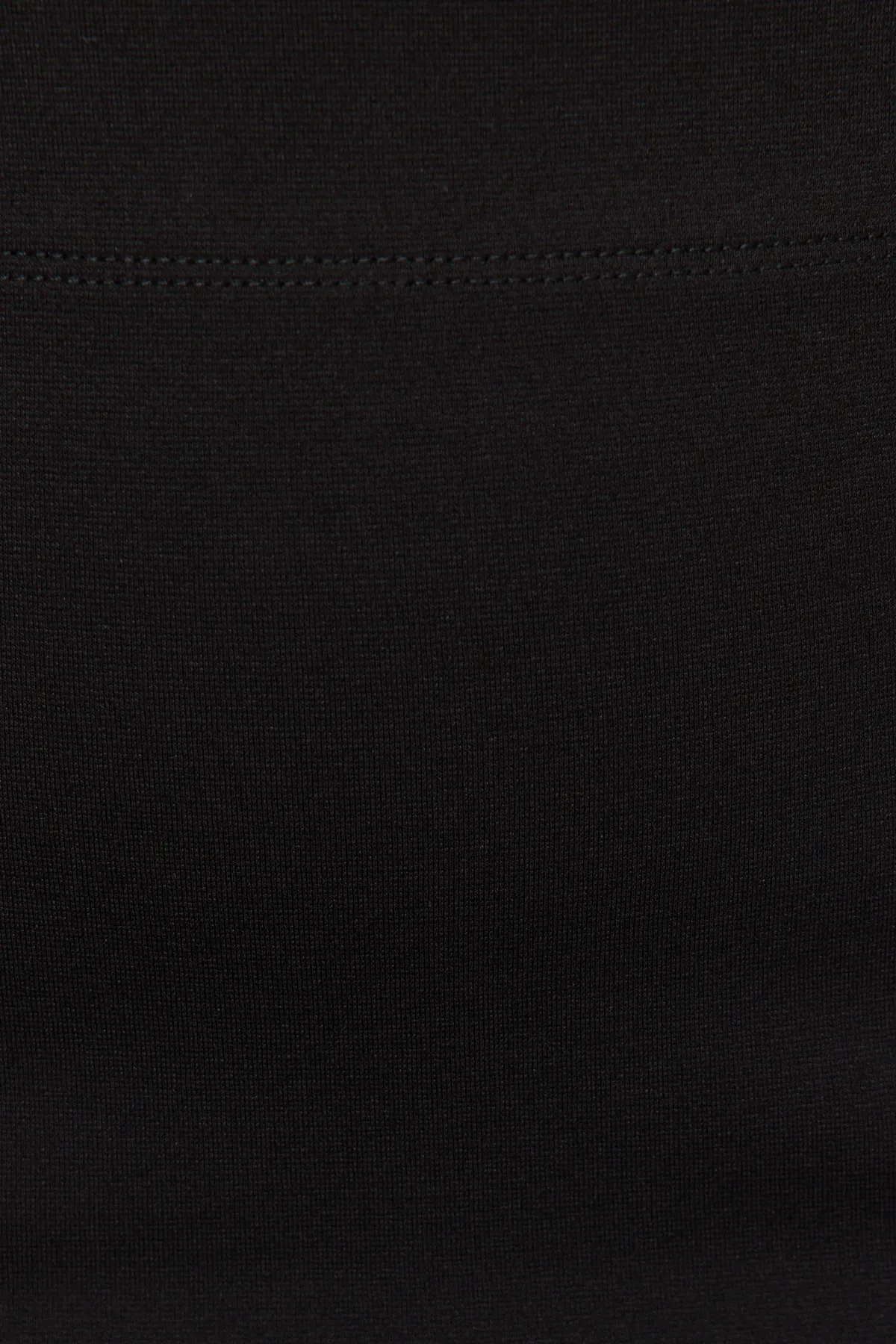 Trendyol Curve  Schwarzer Strickrock mit elastischem Bund TBBAW23AZ00009