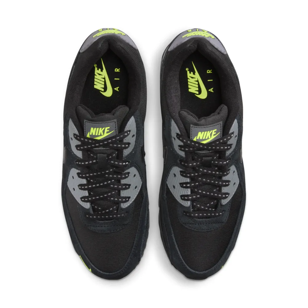 Nike Air Max 90 FQ2377-001 / schwarz