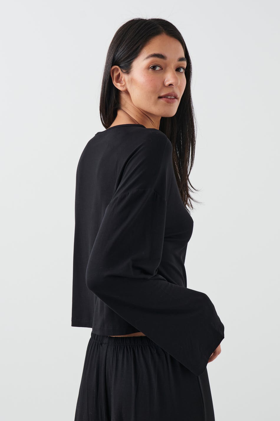 Long flare sleeve top
