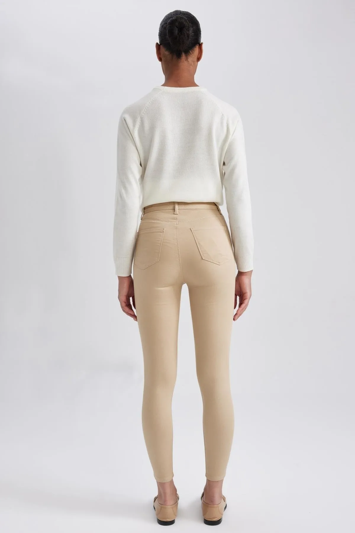 DeFacto  Skinny Fit Jegging, hohe Taille, schmales Bein, lange Jeanshose A8564ax23au