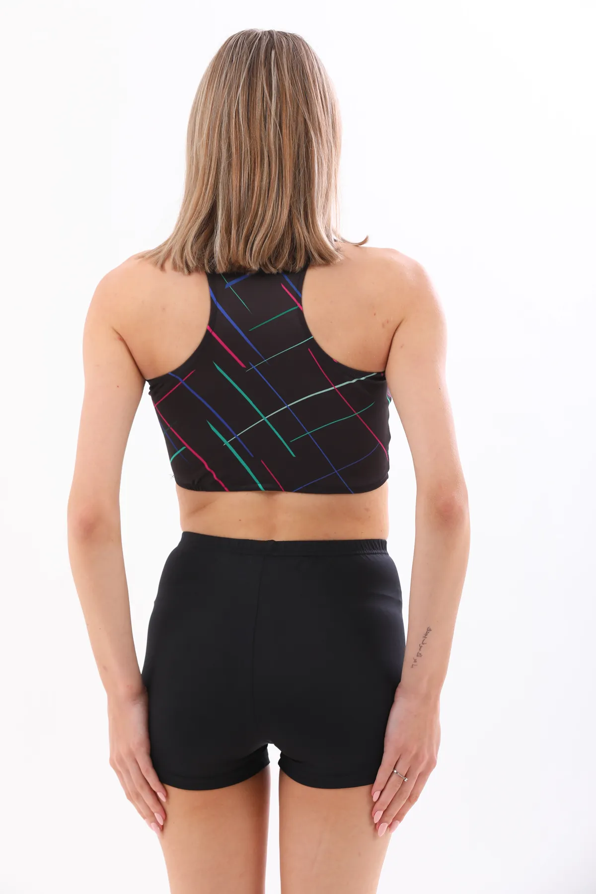 segiza  Badili-Bikini für Damen mit schwarzen Shorts
