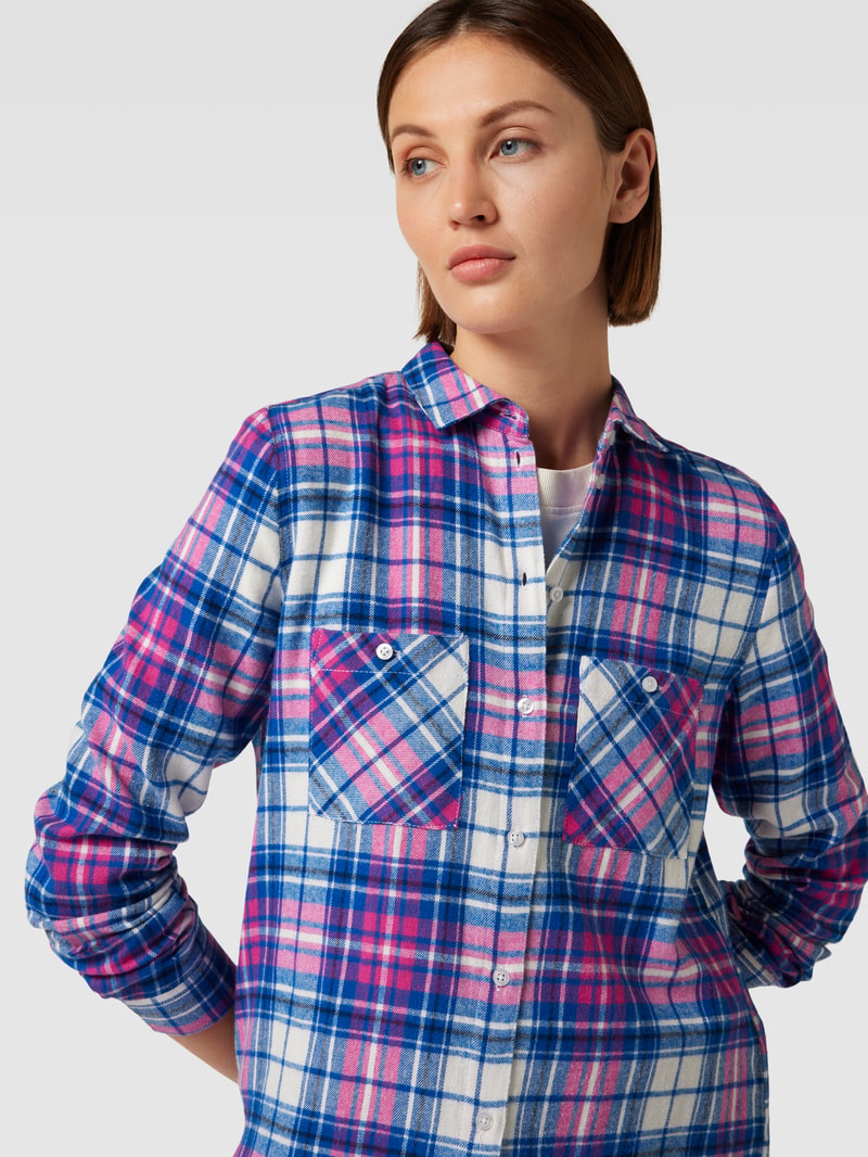 Flanellbluse mit Brusttaschen in himmelblau