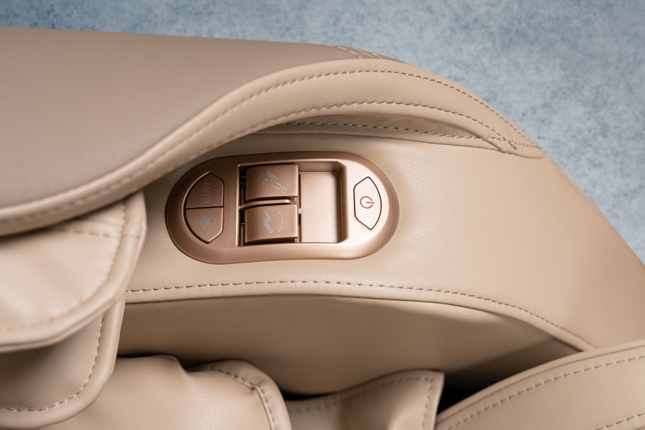PureHaven Massage-Sessel 180x77x55 cm Knet- und Klopfmassage Heizfunktion Bluetooth USB Sprachsteuerung beige PU-Leder Fuß- Rücken- und Gesäßmassage