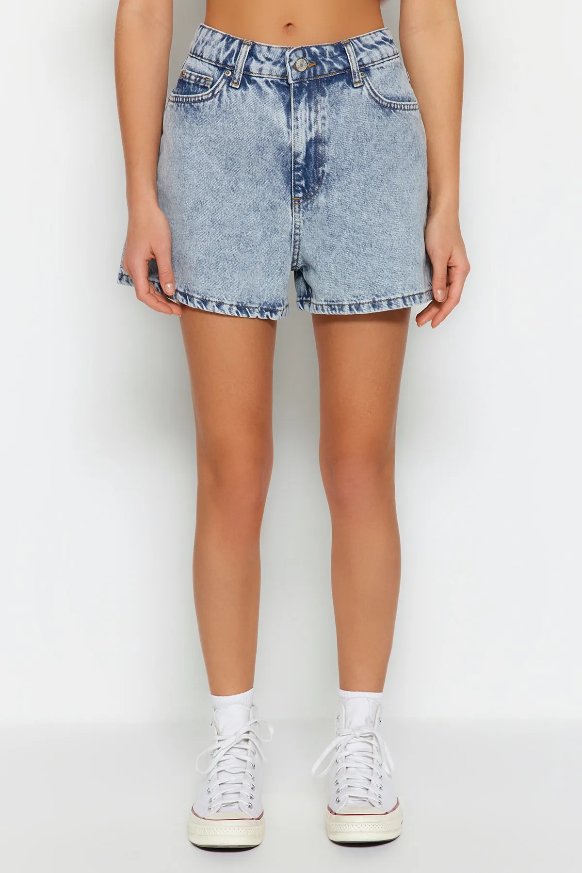 Trendyol Collection  Shorts - Dunkelblau - Hoher Bund