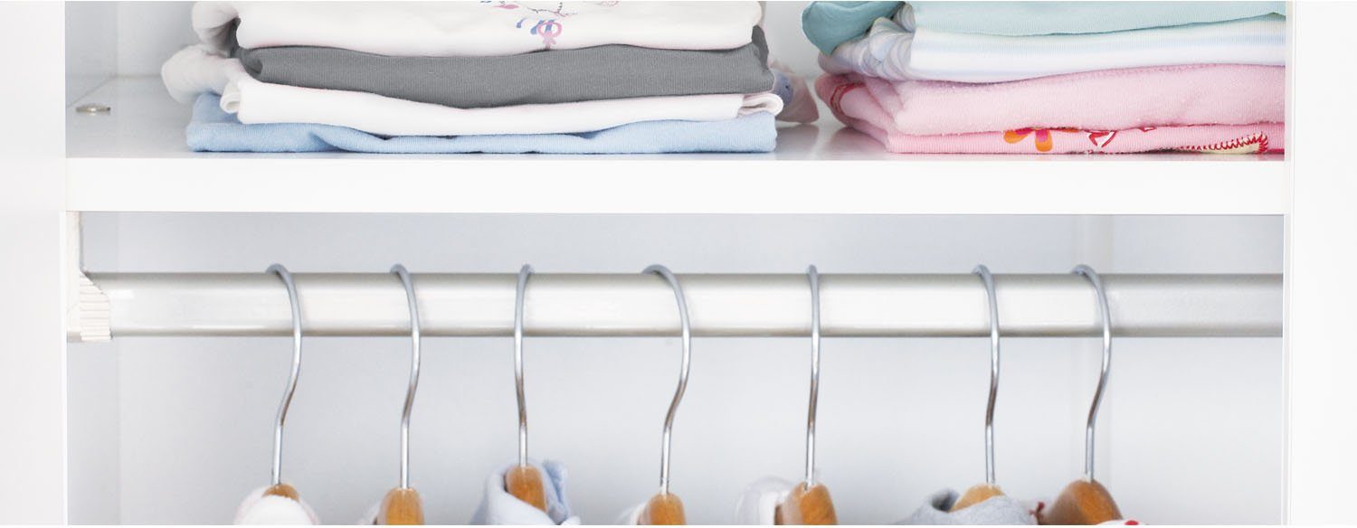 Pinolino® Babyzimmer-Komplettset Viktoria, (Set, 3-St., Kinderbett, Schrank 2-türig, Wickelkommode), zum Juniorzimmmer umbaubar