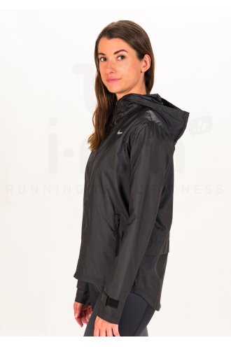 Nike Essential W