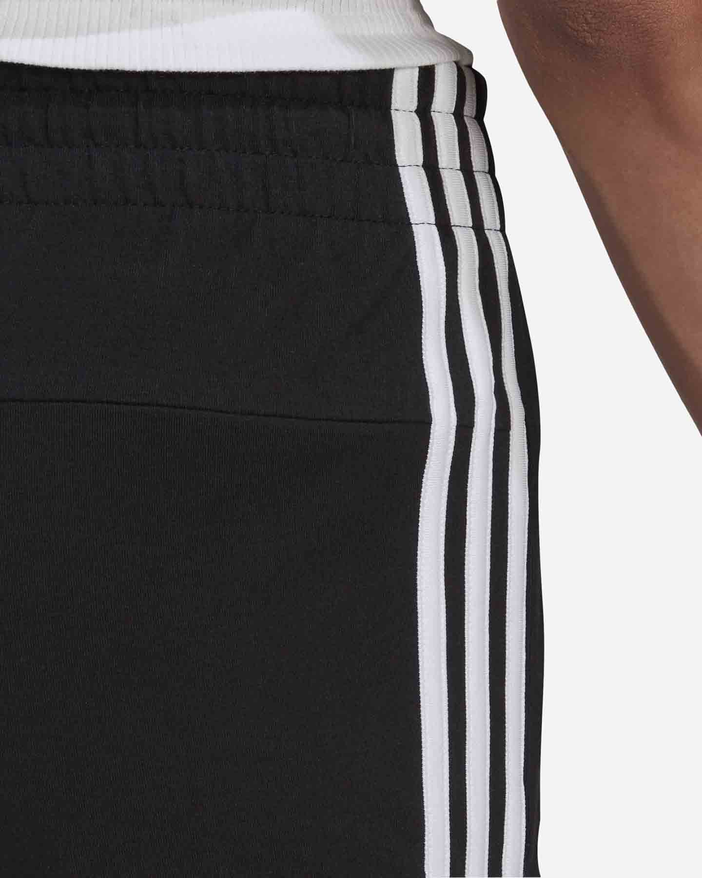Dámske šortky Adidas 3-Stripes GM5523