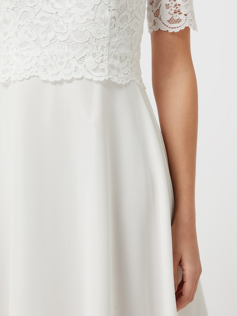 Cocktailkleid aus floraler Spitze und Chiffon in offwhite