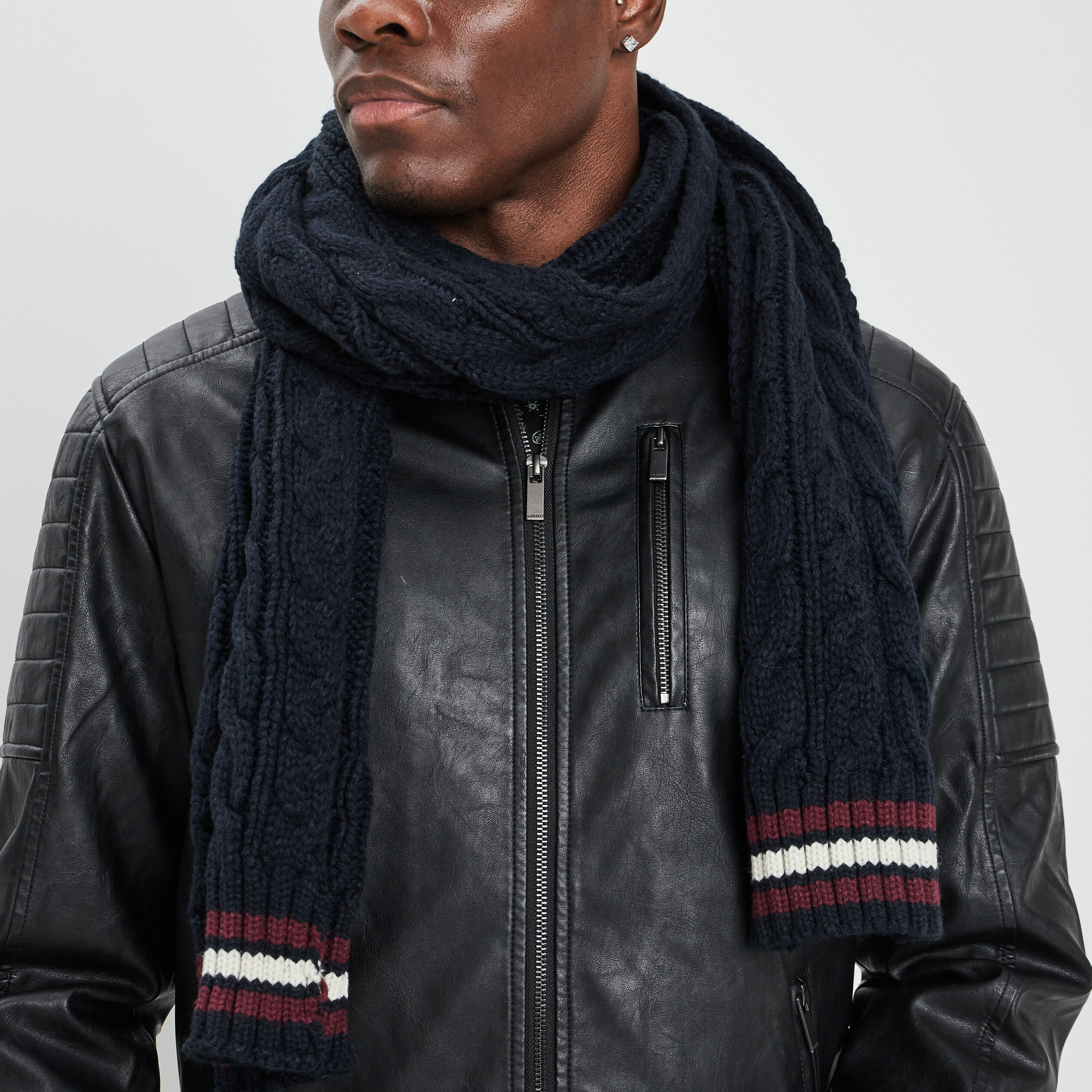 Écharpe bleu marine homme | La Halle