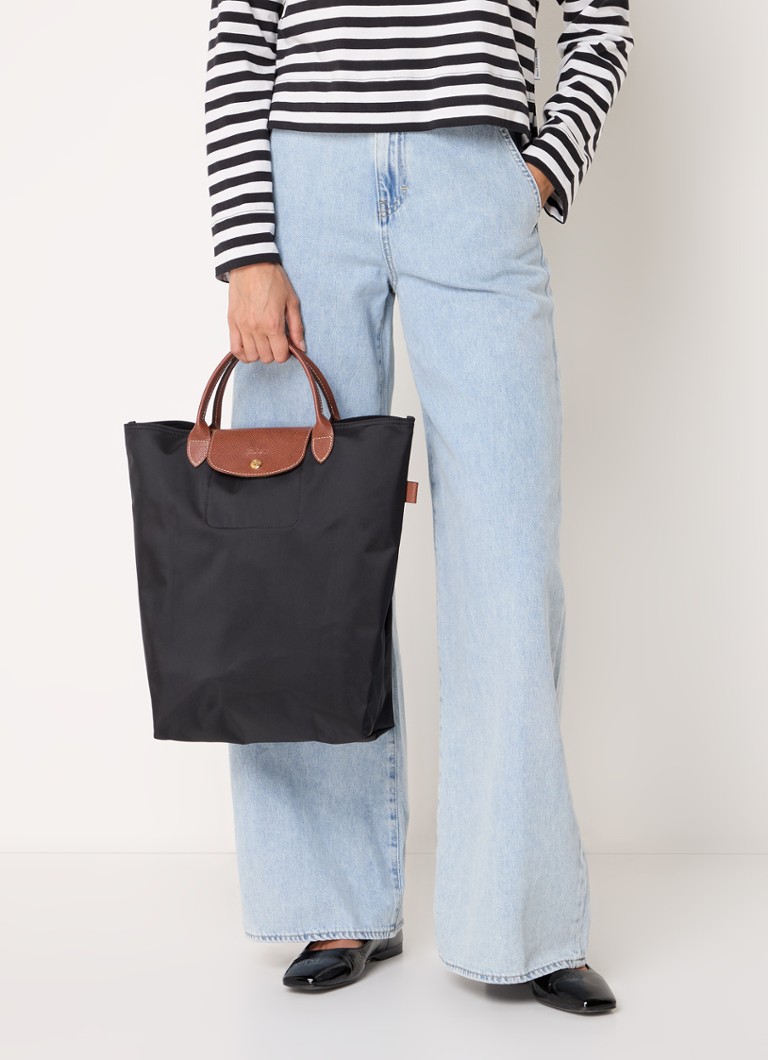 Geantă Longchamp Le Pliage Original, mărimea M, cu detalii din piele.