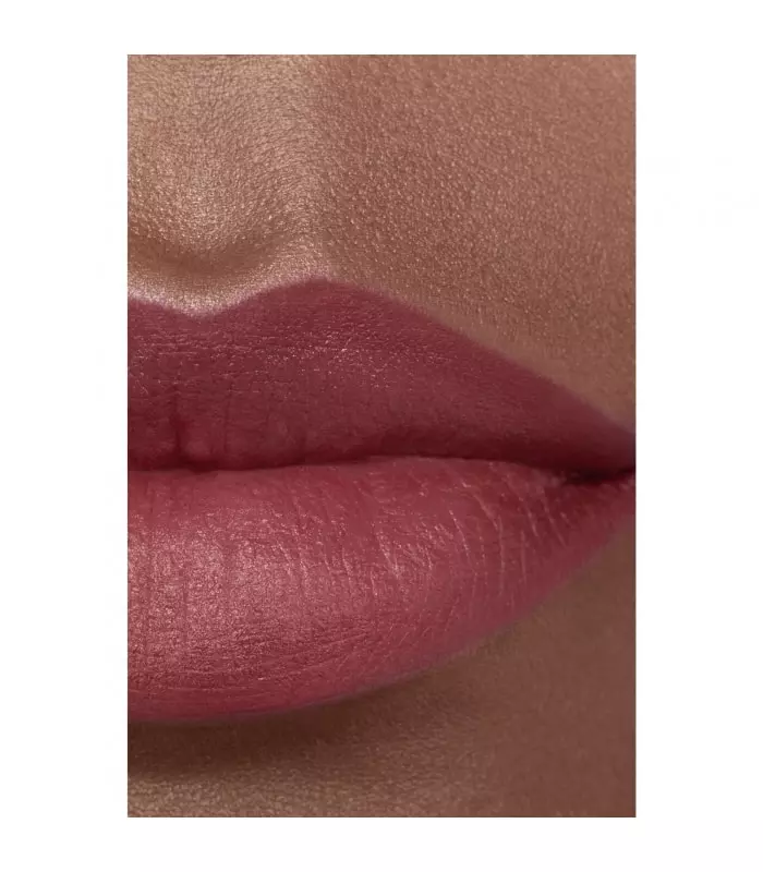 ROUGE ALLURE VELVET Le Rouge Velours Lumineux