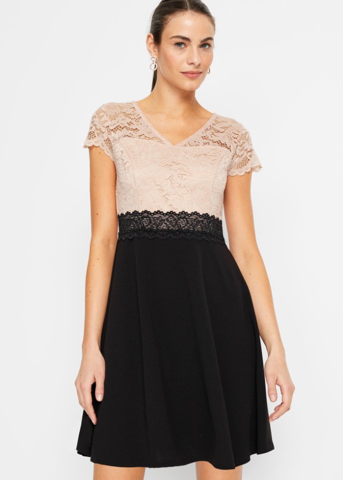 Kleid mit Spitze
