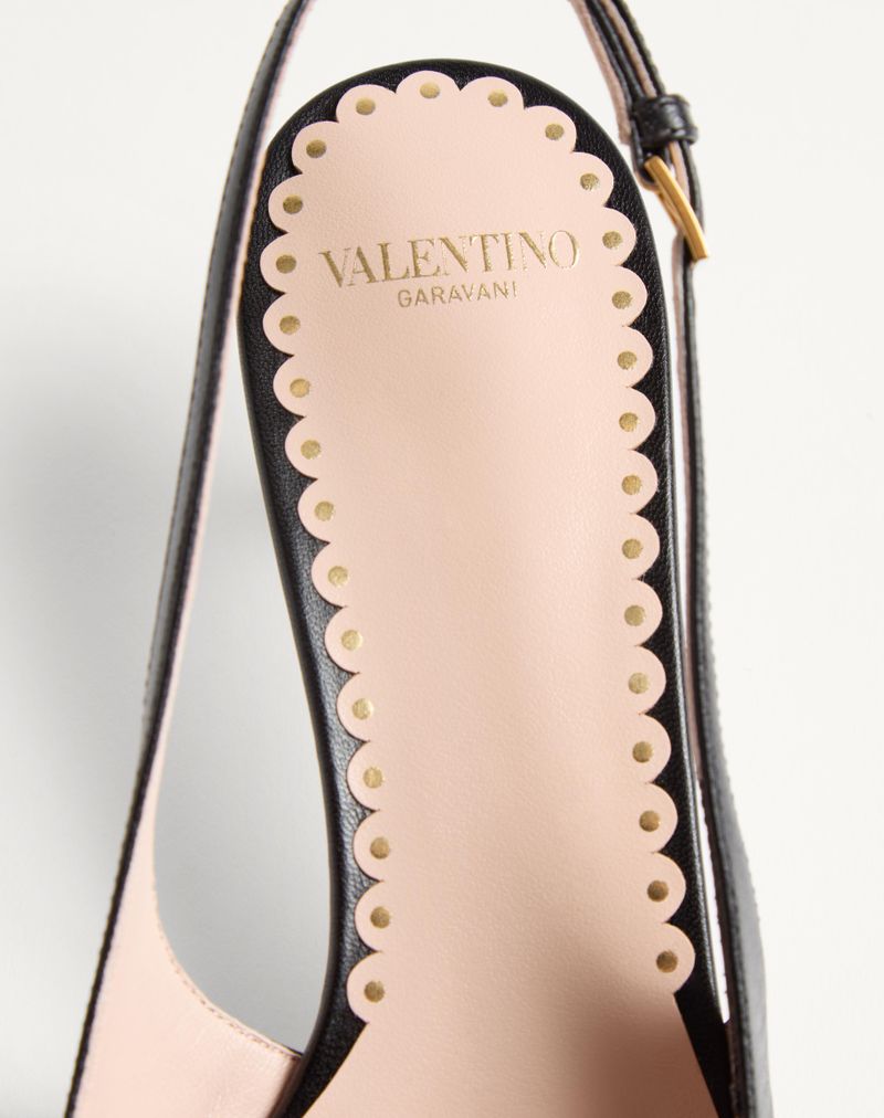 Sapatos de salto alto Bepointy de 45 mm em couro envernizado e couro infantil com tira no calcanhar.