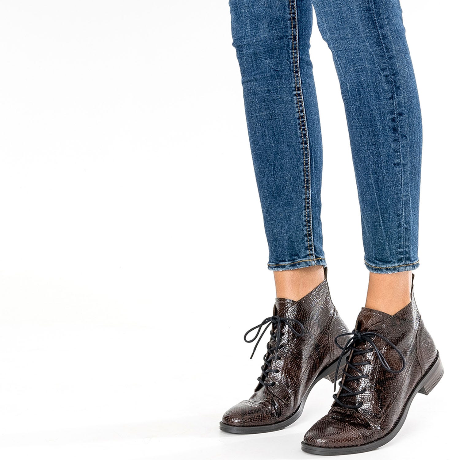 Bottine ERAM FLEX marron en cuir effet python à lacet