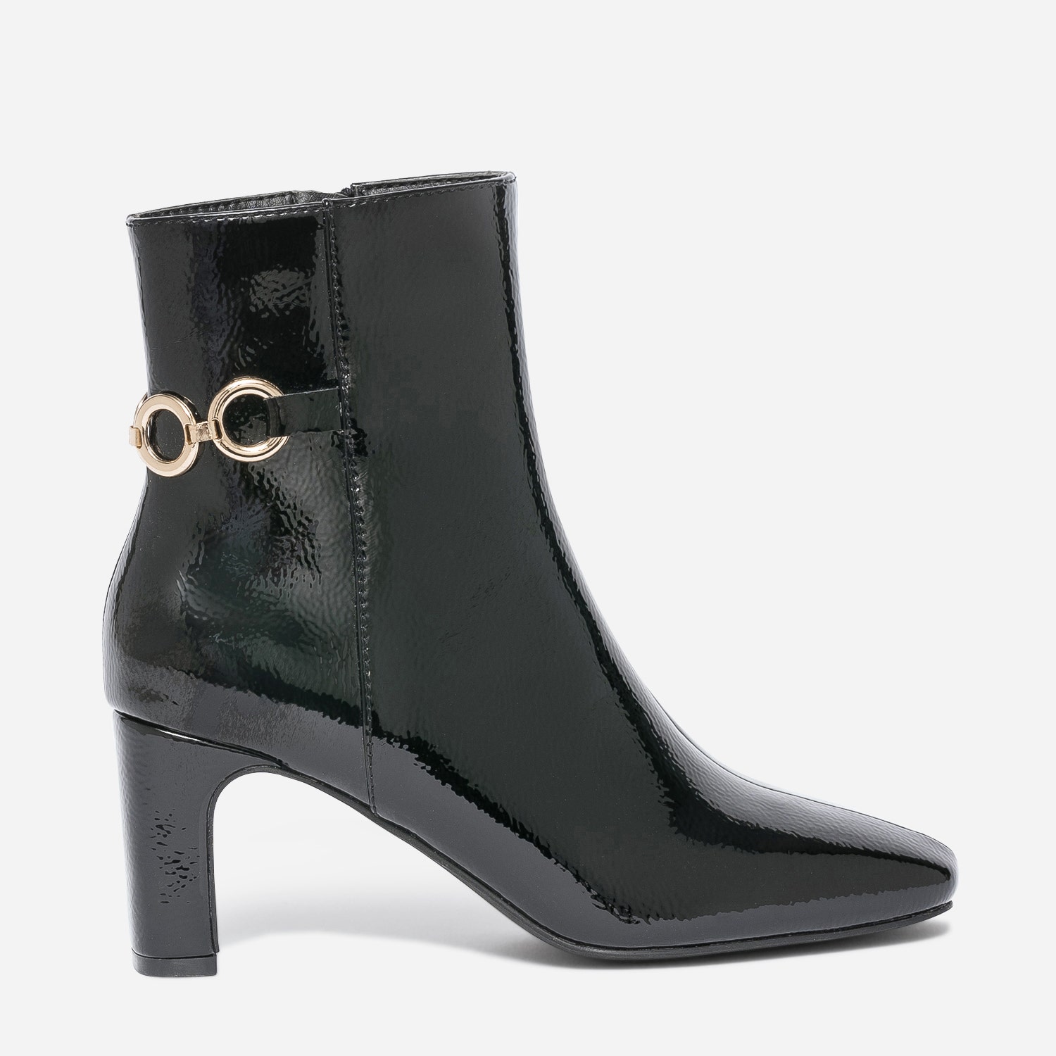 Boots noir verni avec chaîne-anneaux