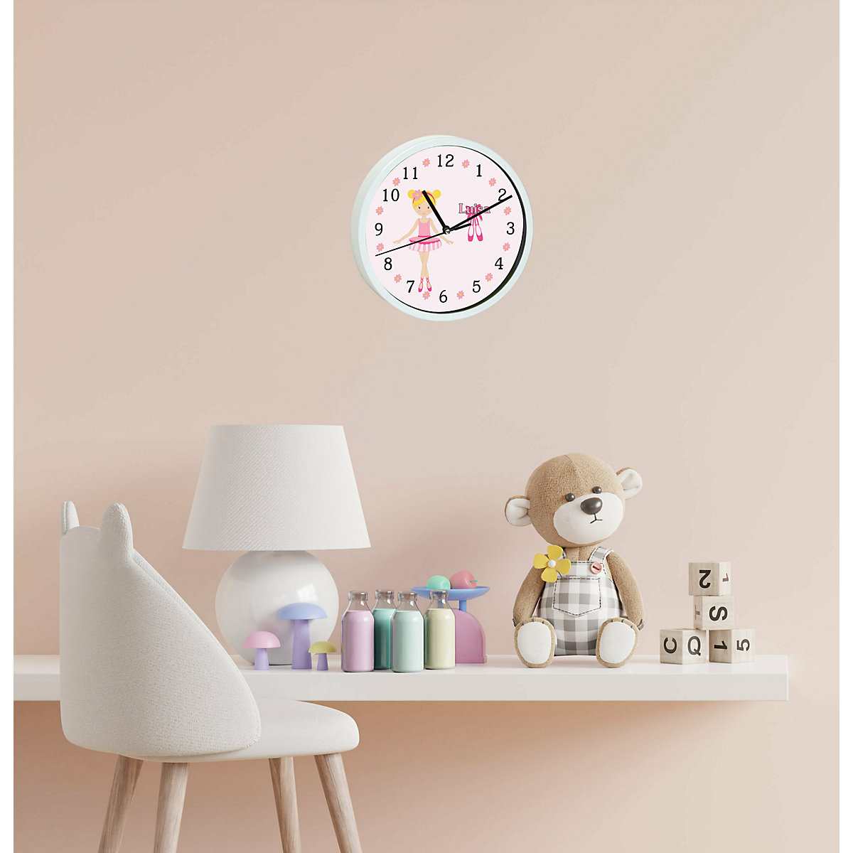 Kinder Wanduhr laufruhig personalisiert mit Name Balerina