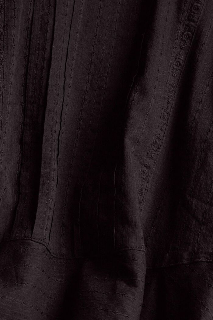 Kurzärmelige Bluse mit Stickmuster