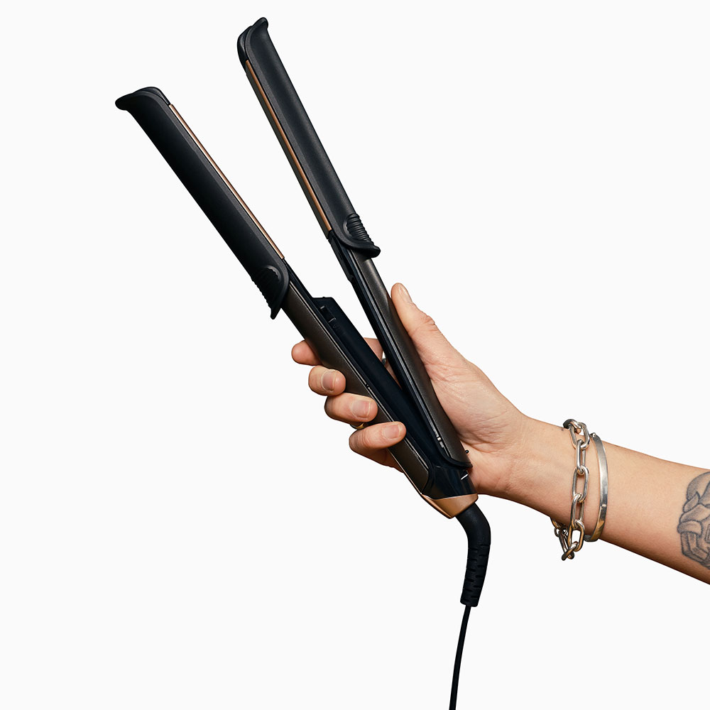 ONE Straight & Curl Styler