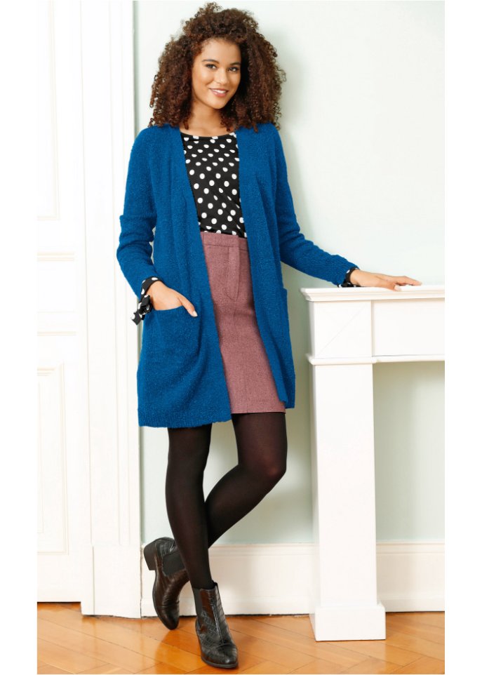Boucle-Longstrickjacke