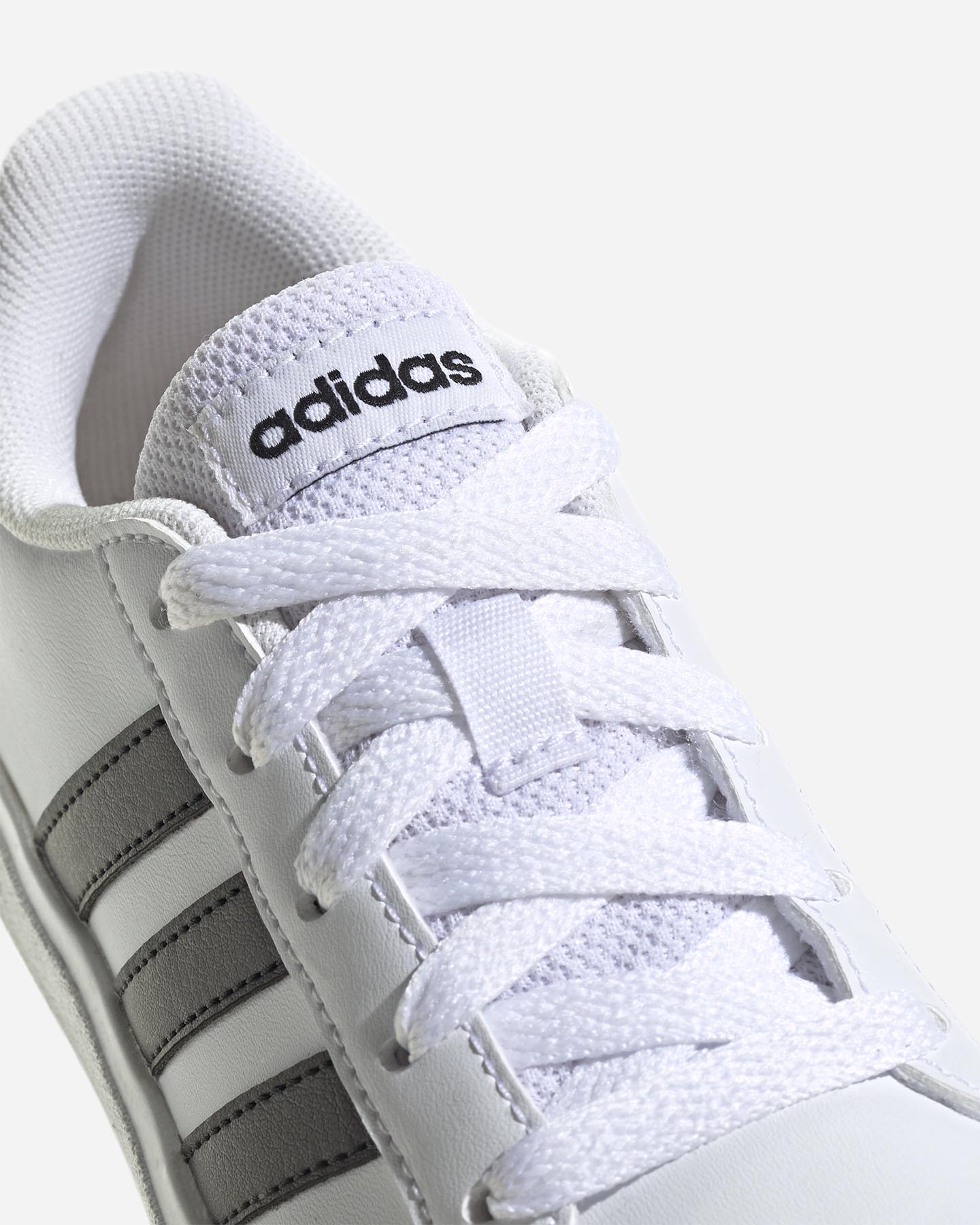 Buty sportowe Adidas Grand Court 2.0 Gs Jr GW6511