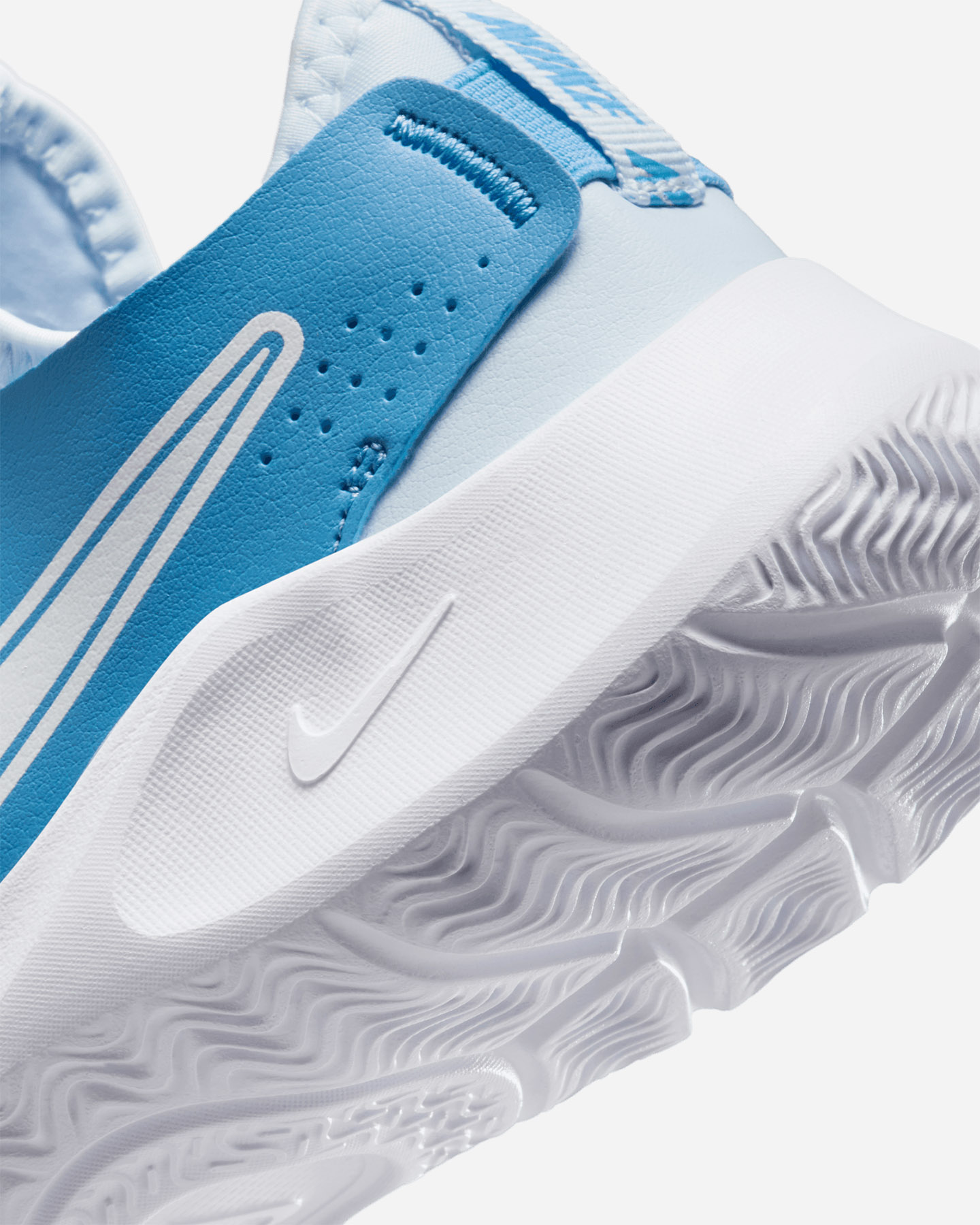 Buty sportowe Nike Flex Runner 3 Gs Jr FN1294-402