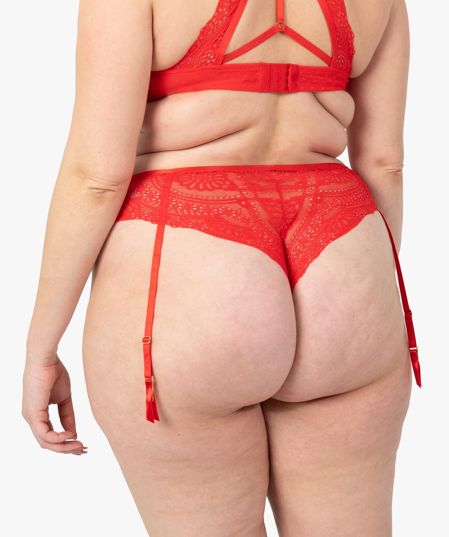 Tanga femme grande taille en dentelle avec porte-jarretelles... rouge | GEMO