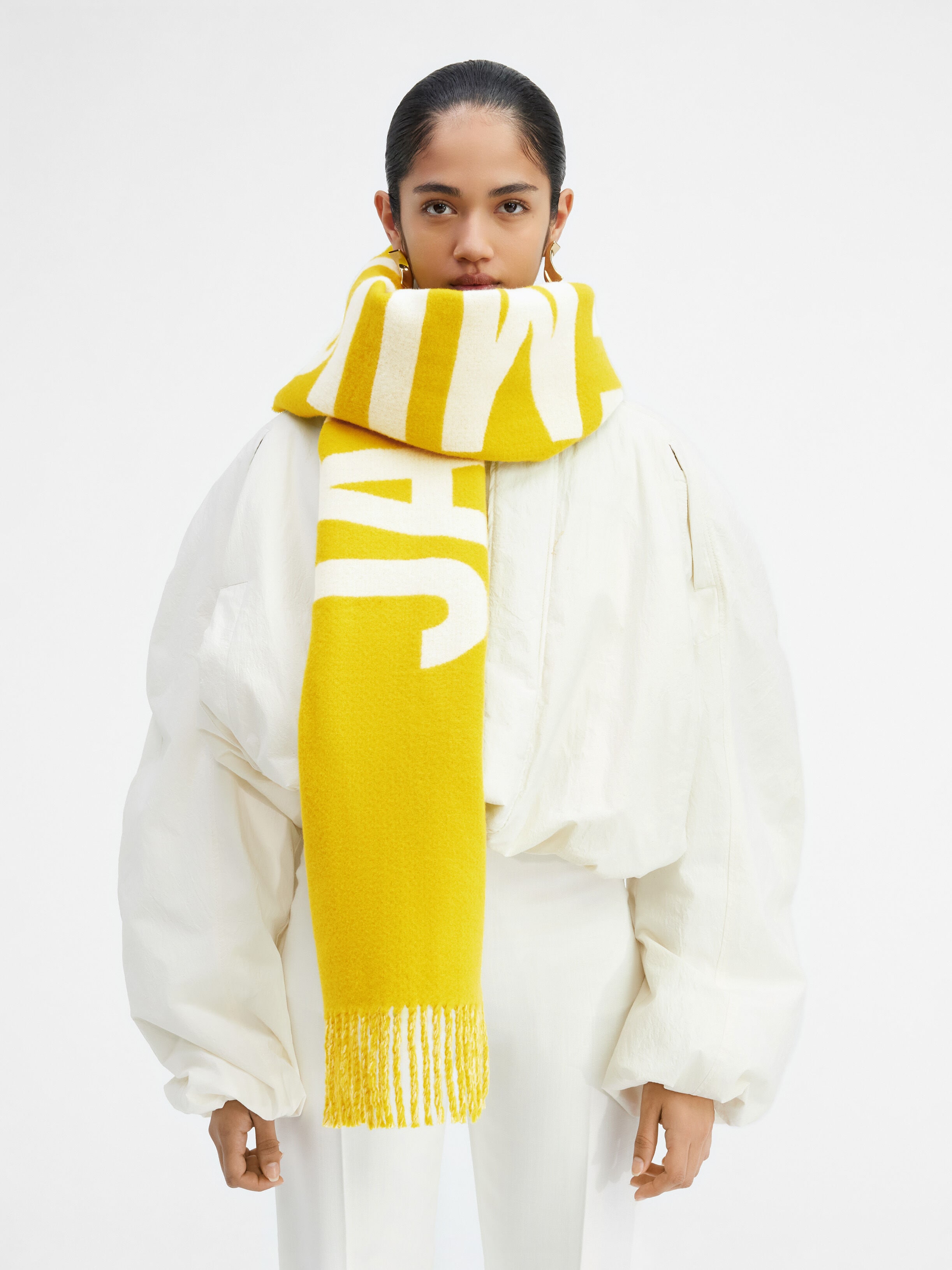 L'écharpe Jacquemus