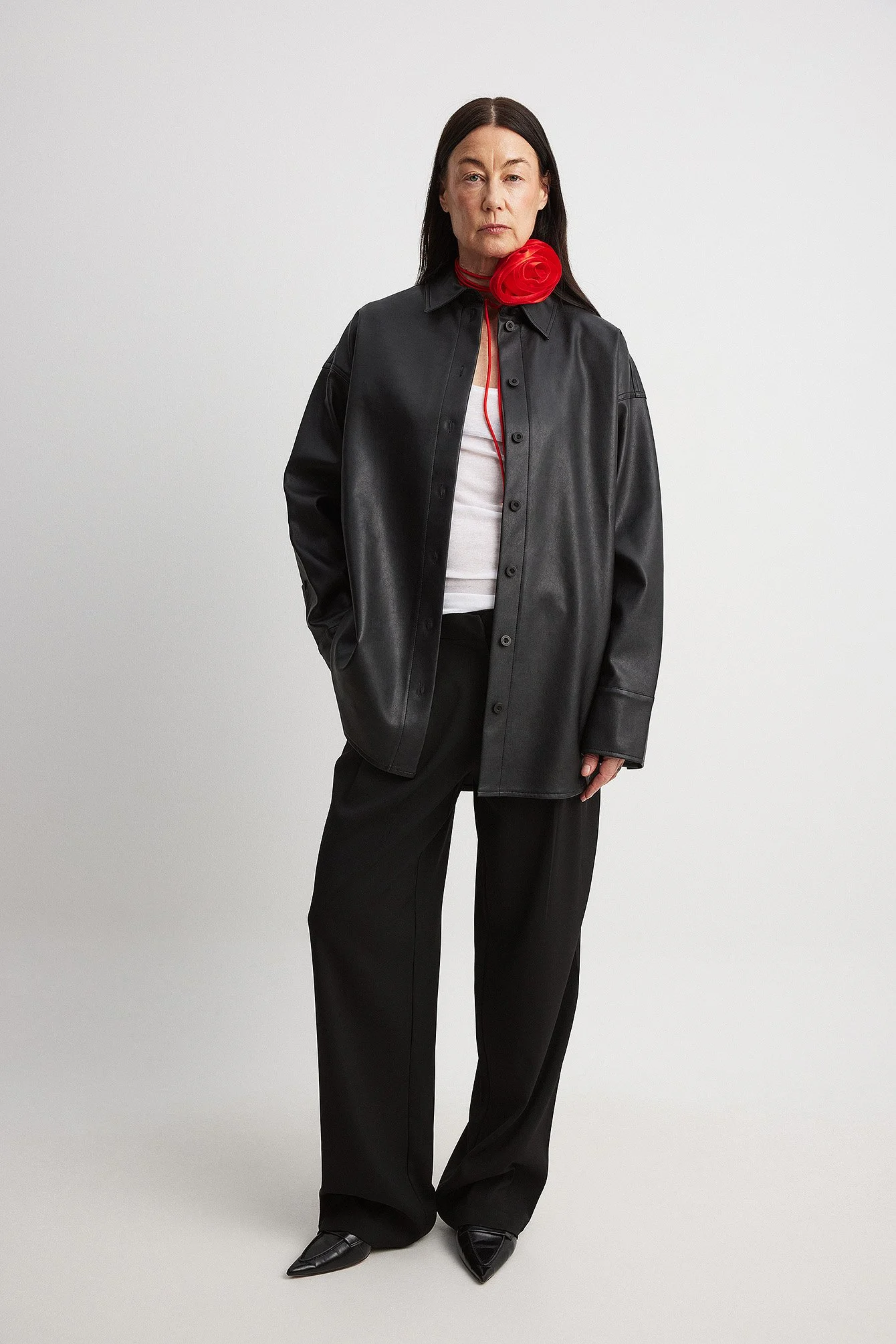 Halskette mit Rosenriemen