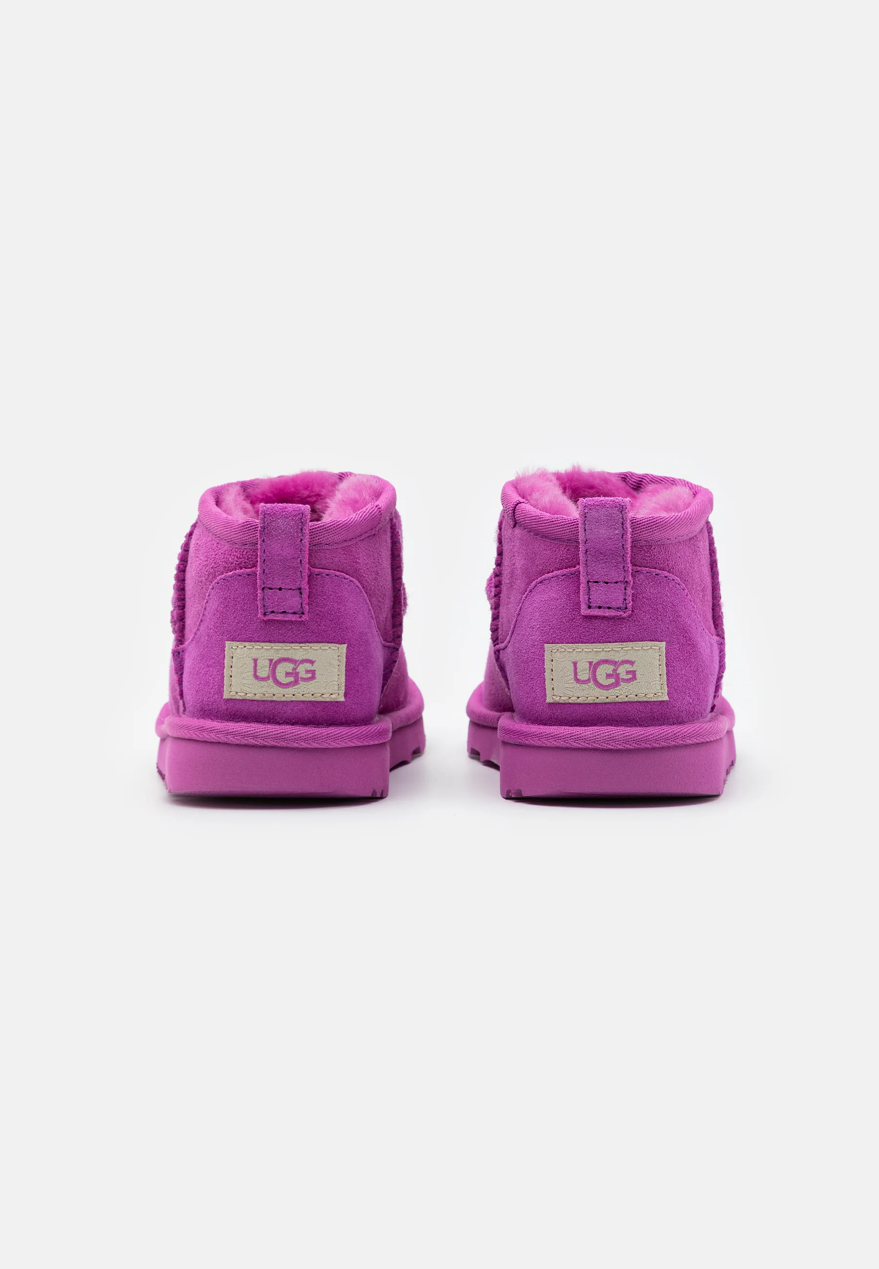 UGG CLASSIC ULTRA MINI UNISEX - Botines