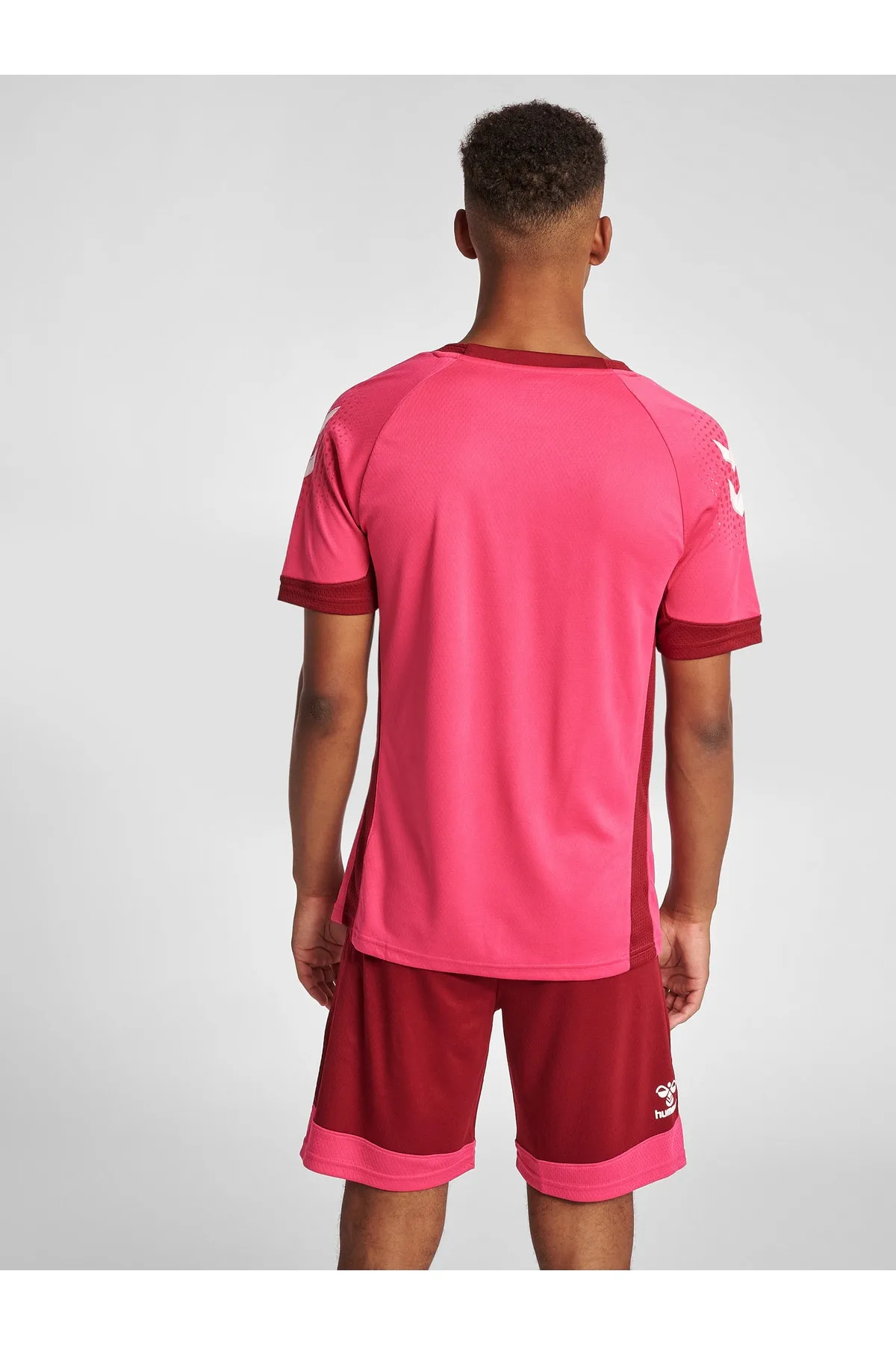 hummel  hmlLEAD S/S POLY JERSEY