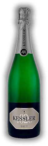 Kessler Brut Kessler Brut Lebhaft und fruchtig schmeichelt diese Cuvée Nase und Gaumen. 0,75	 Liter - Vol 12,0%