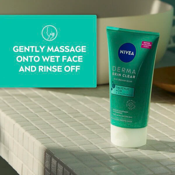 NIVEA Derma Skin Clear bőrradír 150ml