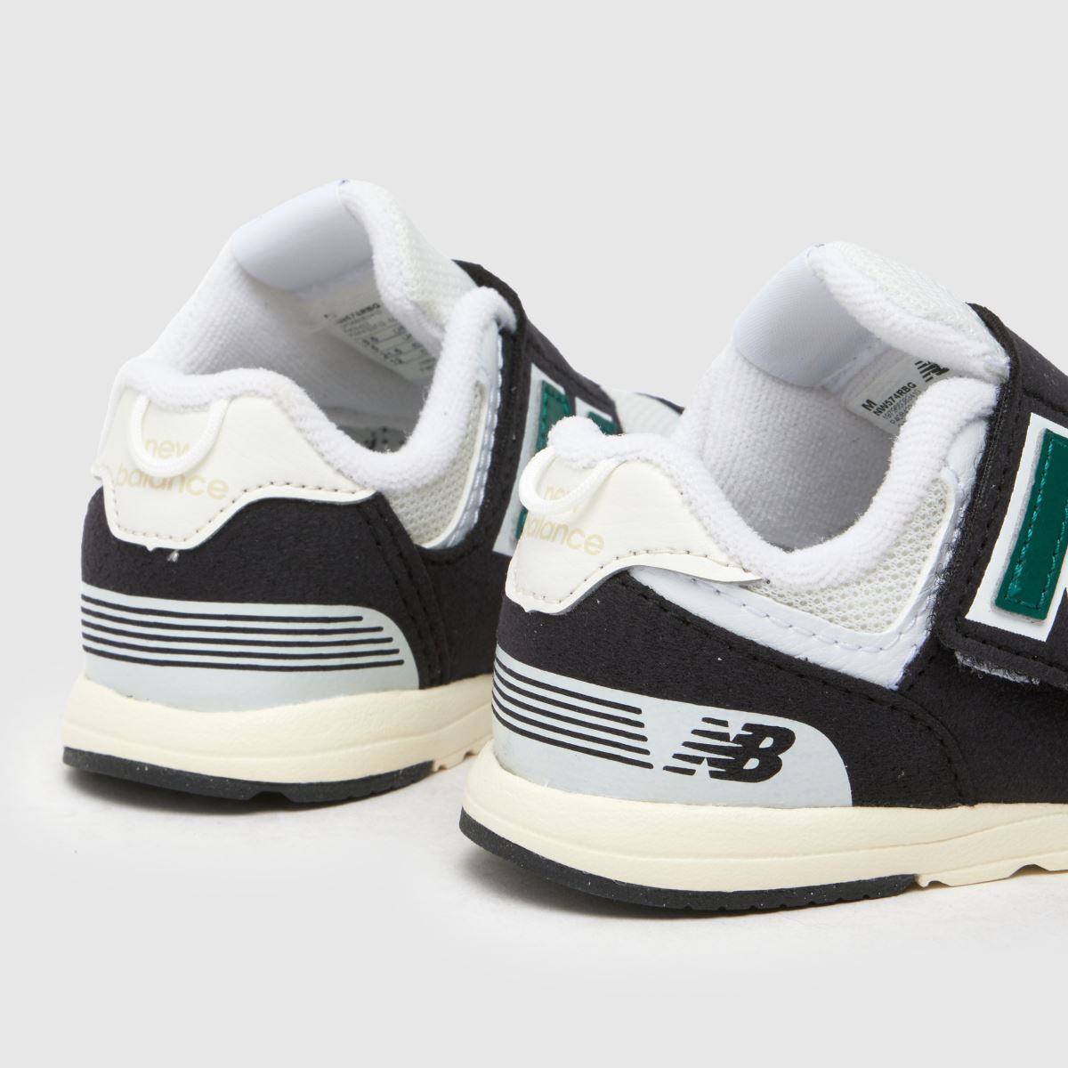 New Balance svarta multifärgade 574 v pojkar småbarnsskor