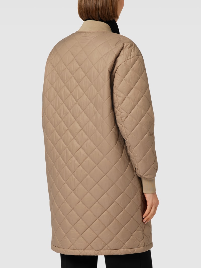 Steppmantel mit Stehkragen in taupe