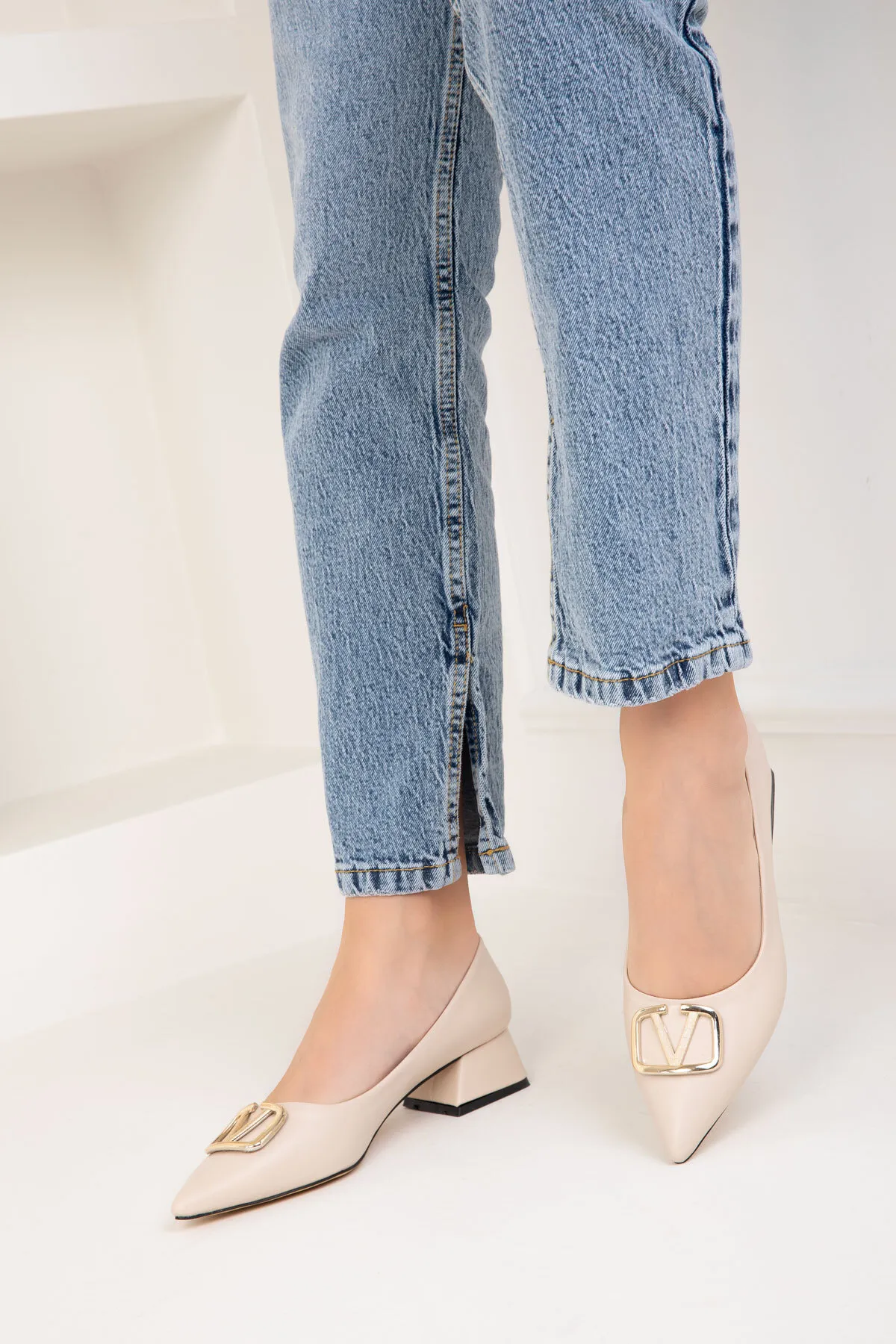 SOHO  Beige-Gold Klassische Damenschuhe mit Absatz 18474