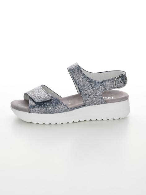 Sandale