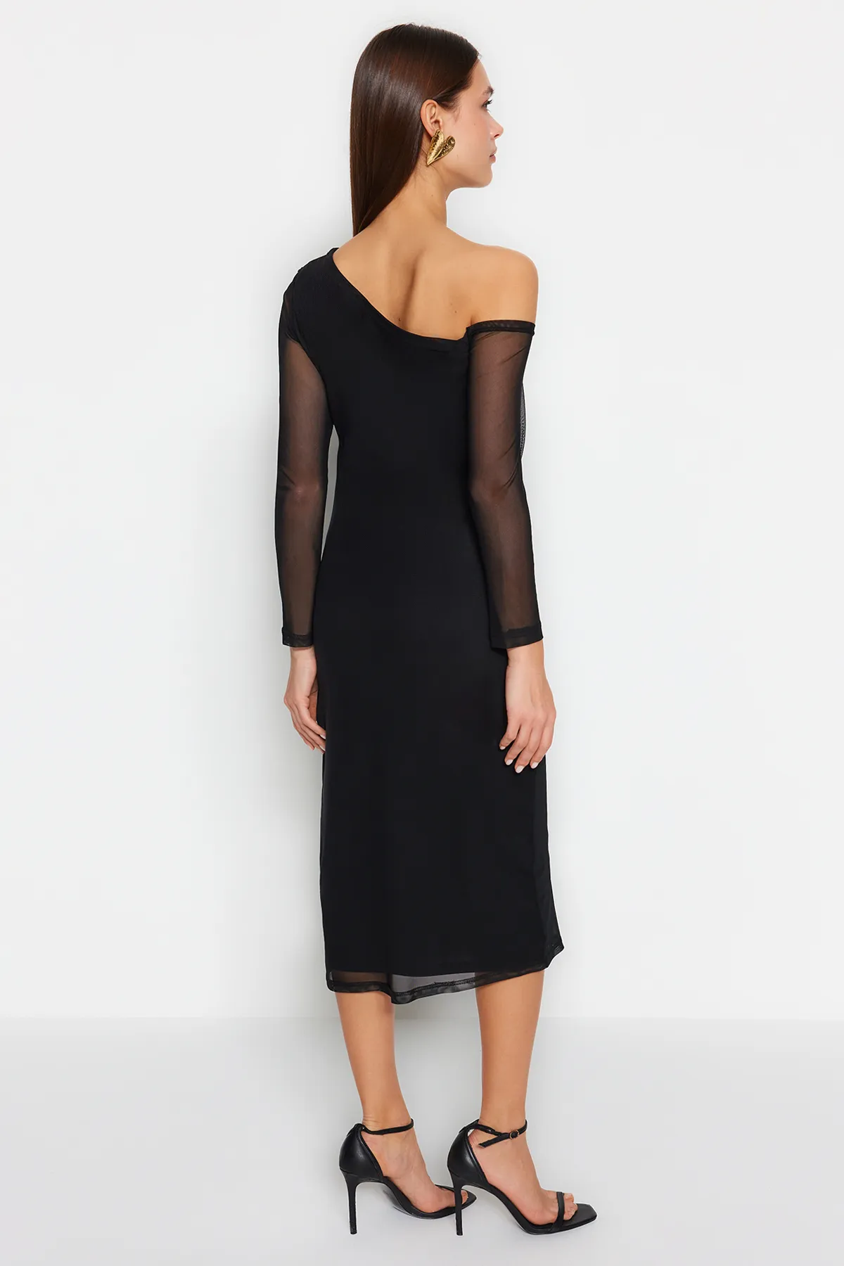 Trendyol Collection  Schwarzer abstrakter gefütterter asymmetrischer Revers-Strick TWOAW24EL00947