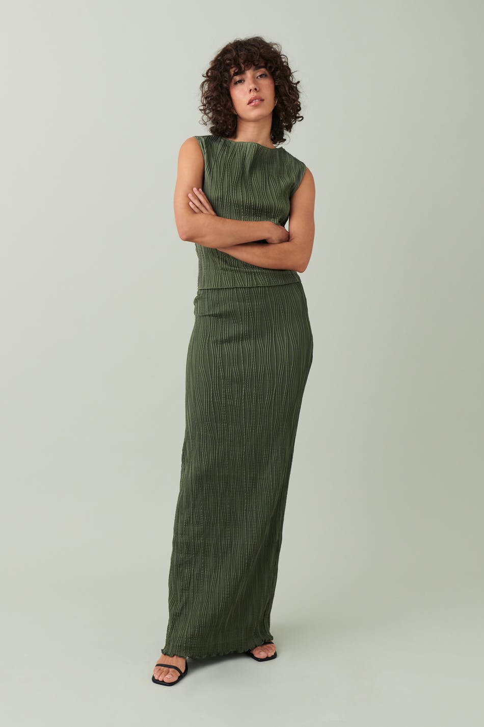 Wave textured maxi skirt