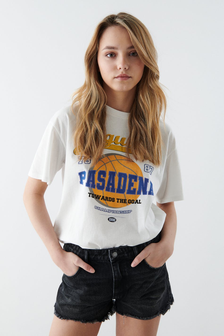 I&e low denim shorts