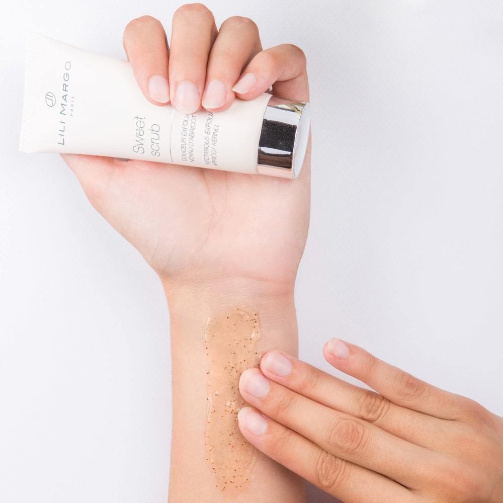 lili margo Sweet Scrub Douceur Exfoliante Noyau d'abricot Soin: Exfoliant